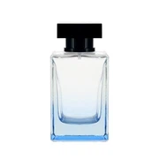 Bottiglia di profumo azzurro